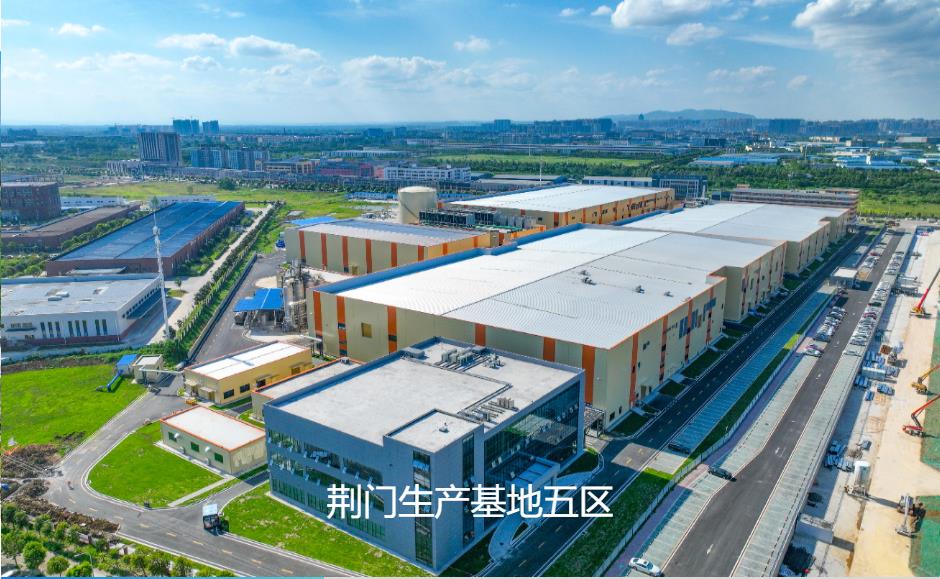 荆门亿纬五区HBC化成车间机电内装工程